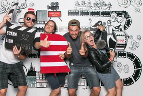 6. den ve Varech s Radiožurnálem