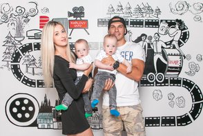 8. den ve Varech s Radiožurnálem