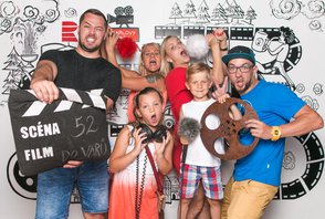 9. den ve Varech s Radiožurnálem