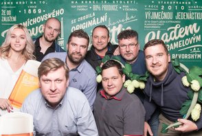 Den se staropramenem 25.4.