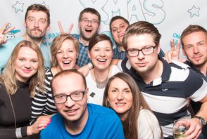 Eyelevel vánoční večírek