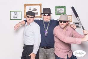 Mafiánský večírek Acti9 + Schneider