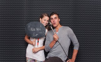 Radiožurnál 1.7. 48th KVIFF