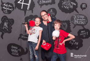 Radiožurnál 8.7. 49th KVIFF