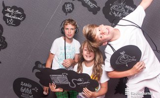 Radiožurnál 8.7. 49th KVIFF